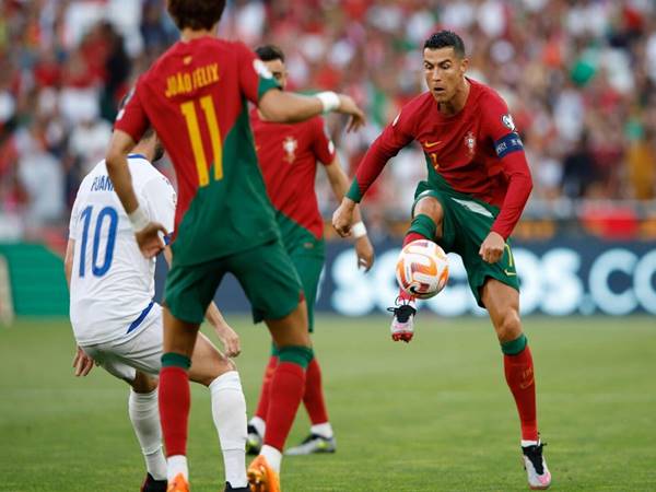 Dự đoán trận đấu Bồ Đào Nha vs Slovakia (1h45 ngày 14/10)