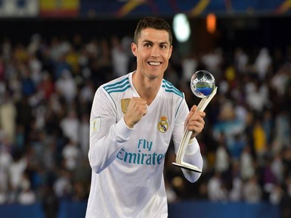 Tiền đạo Real Madrid xuất sắc nhất/Cristiano Ronaldo