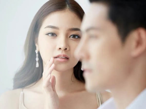 Nằm mơ thấy chồng cũ gợi nhắc điều gì sắp đến?