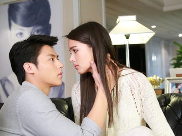Nằm mơ thấy chồng cũ gợi nhắc điều gì sắp đến?