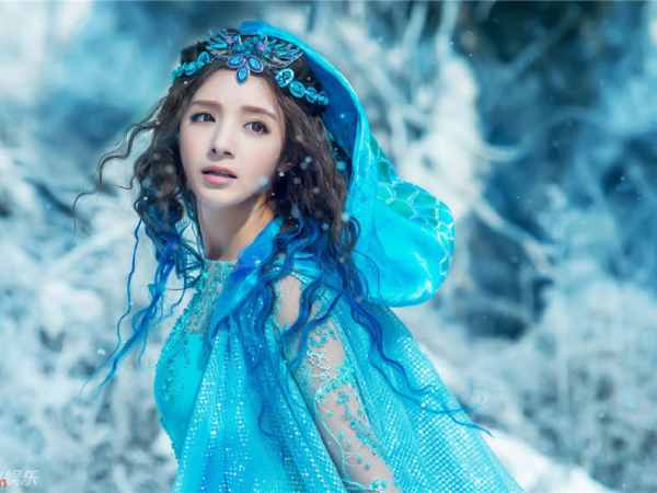 Mộng mị thấy tiên nữ bay lượn trên trời