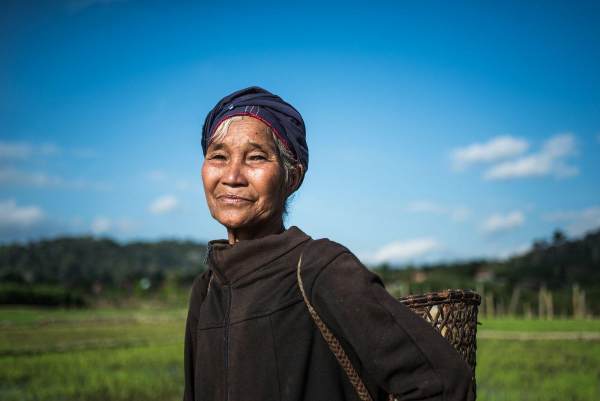 Mơ thấy bà già Mơ thấy bà già